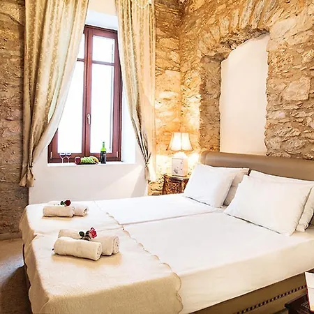 Boutique Tsopela Hotel