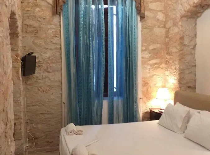 Boutique Tsopela Skiathos Town